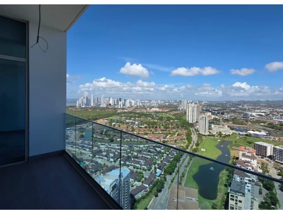 SE VENDE APARTAMENTO EN SANTA MARIA PH THE IVY CON VISTA PANORAMICA