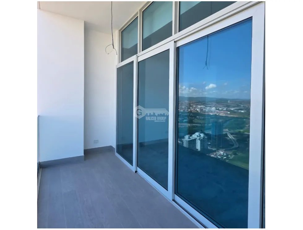 SE VENDE APARTAMENTO EN SANTA MARIA PH THE IVY CON VISTA PANORAMICA
