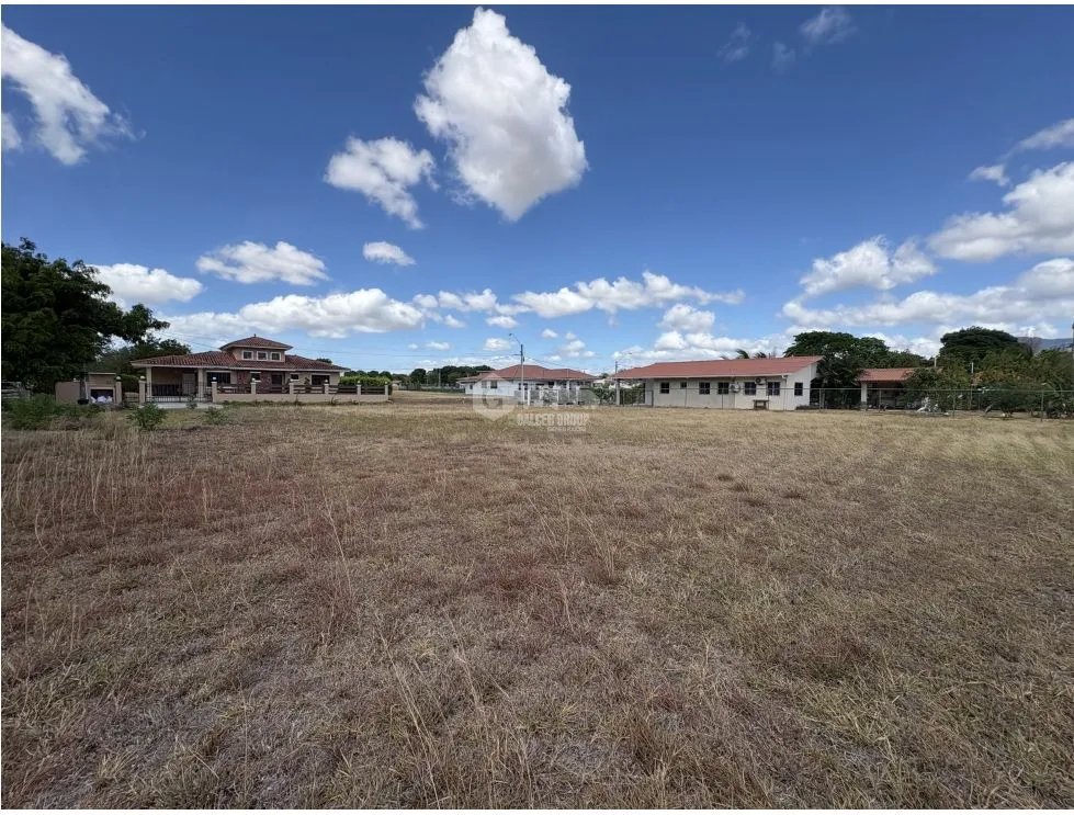SE VENDE TERRENO PLANO EN LA COLONIA DE CHAME CON AREA SOCIAL
