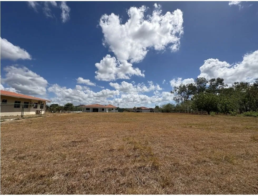 SE VENDE TERRENO PLANO EN LA COLONIA DE CHAME CON AREA SOCIAL