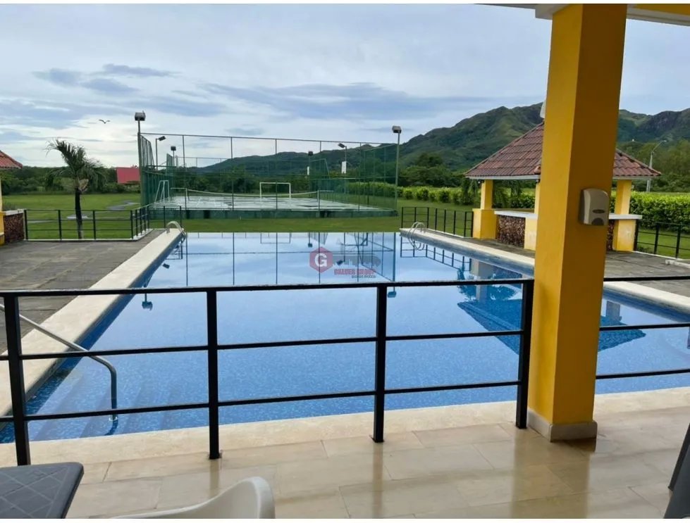 SE VENDE TERRENO PLANO EN LA COLONIA DE CHAME CON AREA SOCIAL