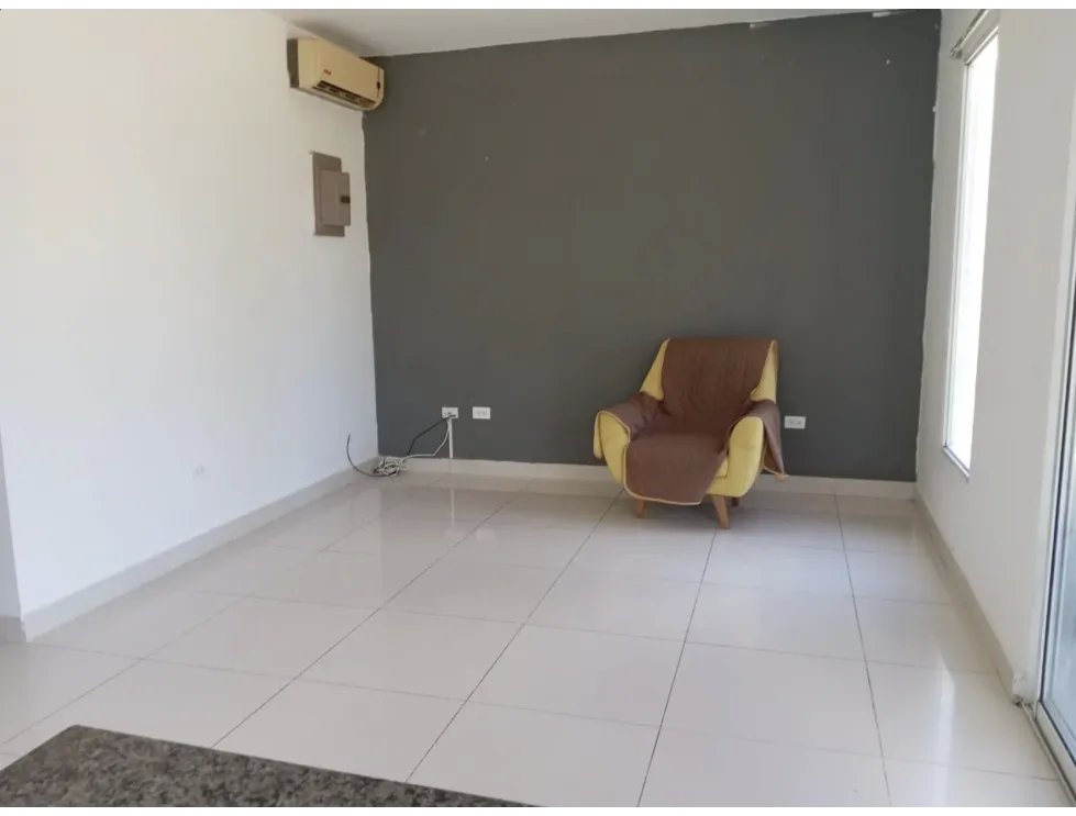 SE VENDE CASA EN SAN CARLOS THE VILLAGE BEACH RESIDENCES CON PATIO