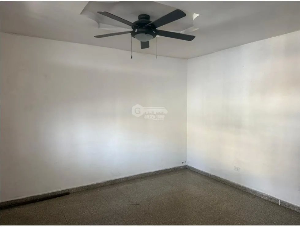 SE VENDE CASA EN ALTOS DE CERRO VIENTO CON 3 HABITACIONES Y 2 TERRAZAS