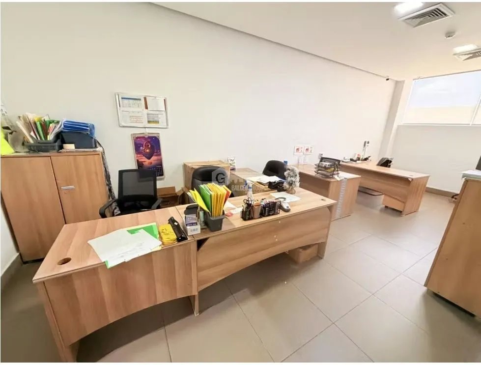 ALQUILER DE GALERA EN TOCUMEN WAREHOUSE PARK INCLUYE MOBILIARIO
