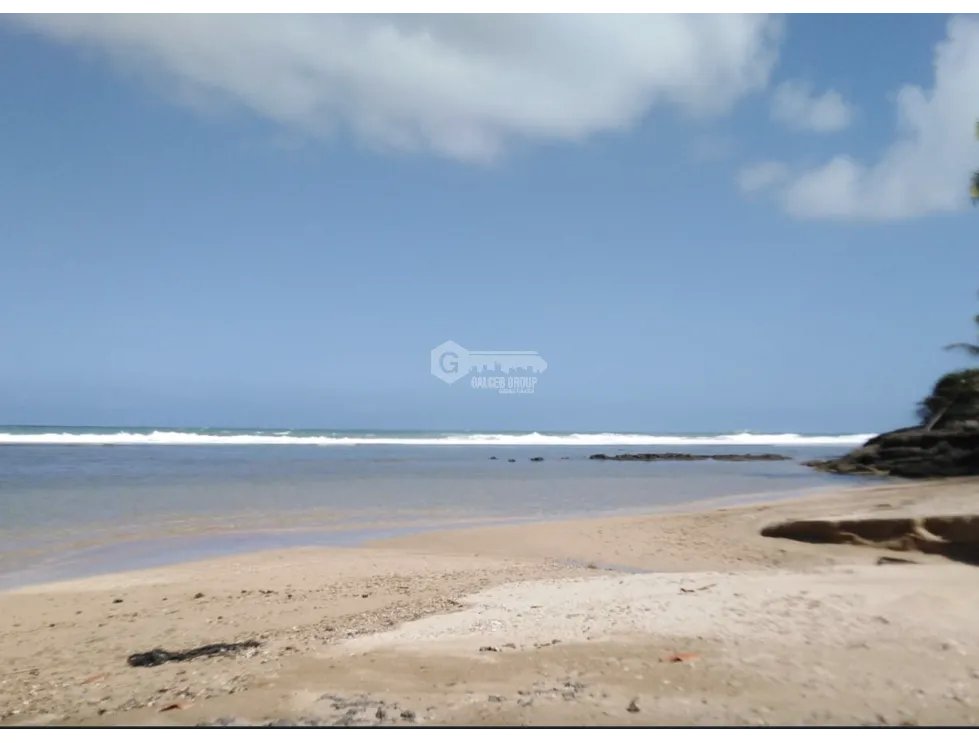 COLON / PLAYA CHIQUITA / 100 HECTAREAS / PARA DESARROLLO FRENTE AL MAR