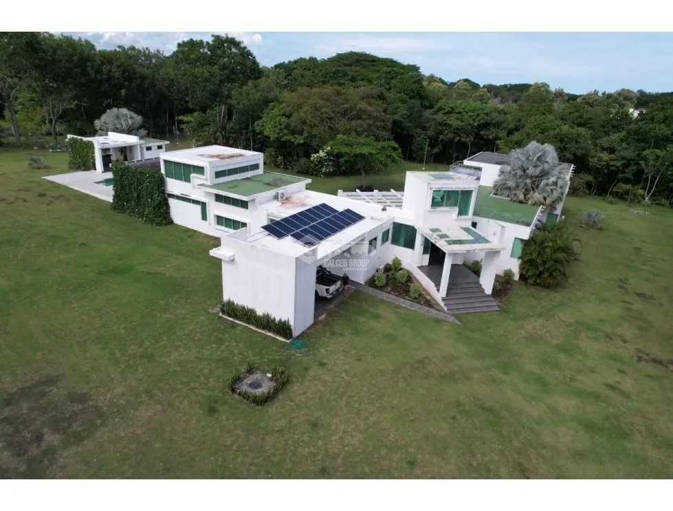 SE VENDE TERRENO DE 11,000 METROS CON CASA EN SANTA CLARA  / AG