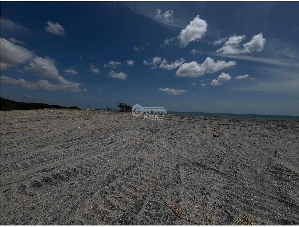 SE VENDE EN GORGONA PLAYA MALIBU TERRENO DE 1002M FRENTE AL MAR