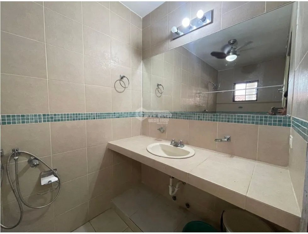 Single Family House for rent in Altos de Panama