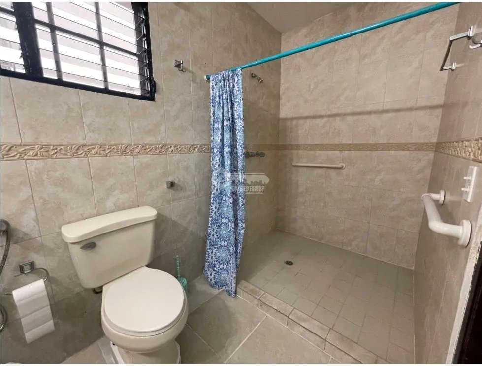 Single Family House for rent in Altos de Panama