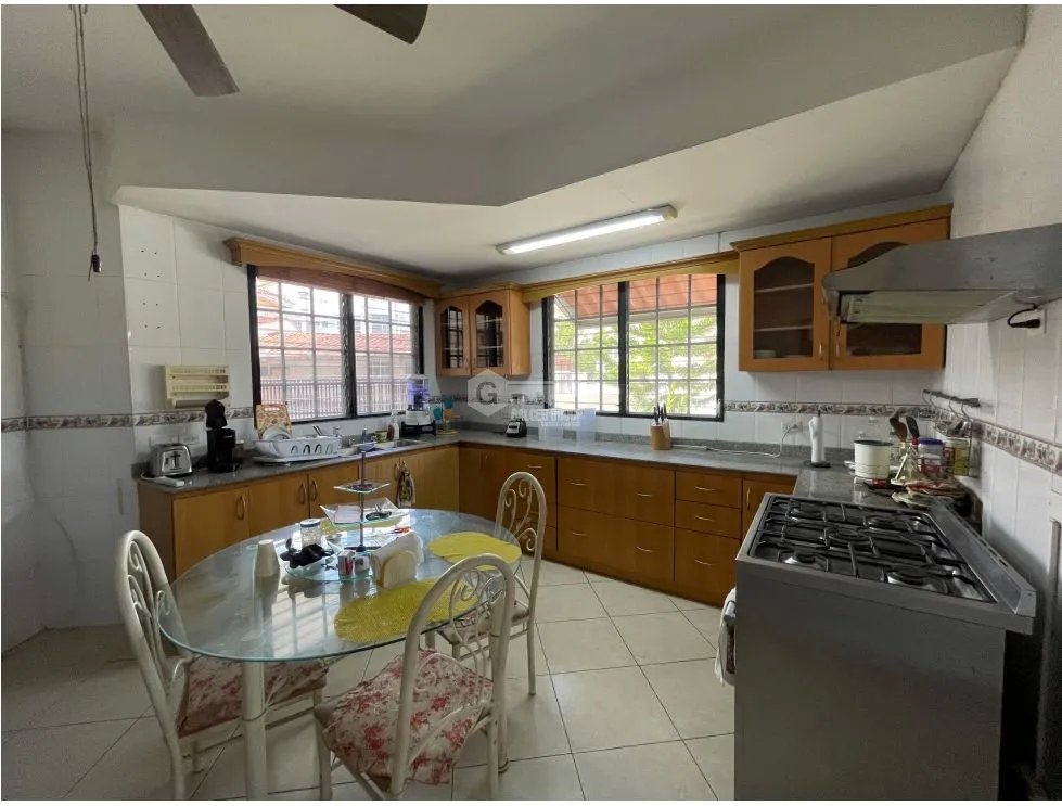 Single Family House for rent in Altos de Panama
