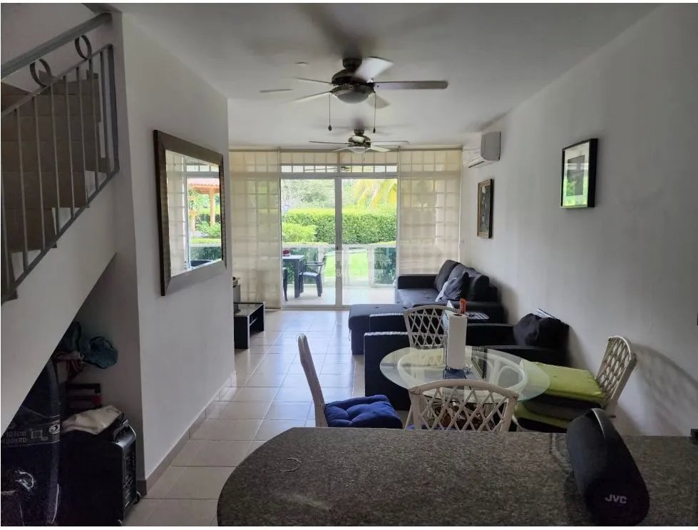 SE VENDE CASA EN VILLAS DE BOSQUEMAR MALIBU CON TERRAZA Y PISCINA