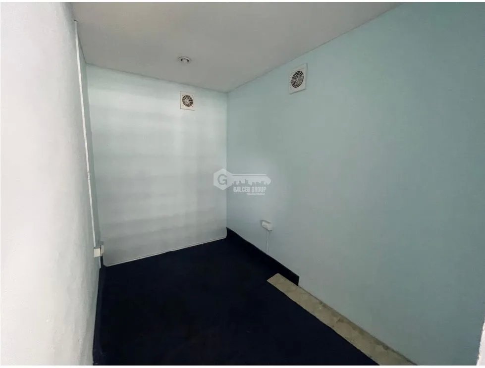 SE ALQUILA GALERA EN PUEBLO NUEVO DE 80M CON MEZZANINE
