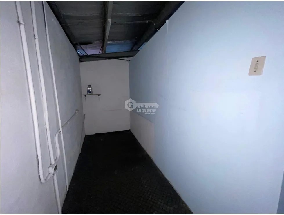 GALERA / PUEBLO NUEVO / 80M2 / MEZZANINE / ESPACIO AMPLIO