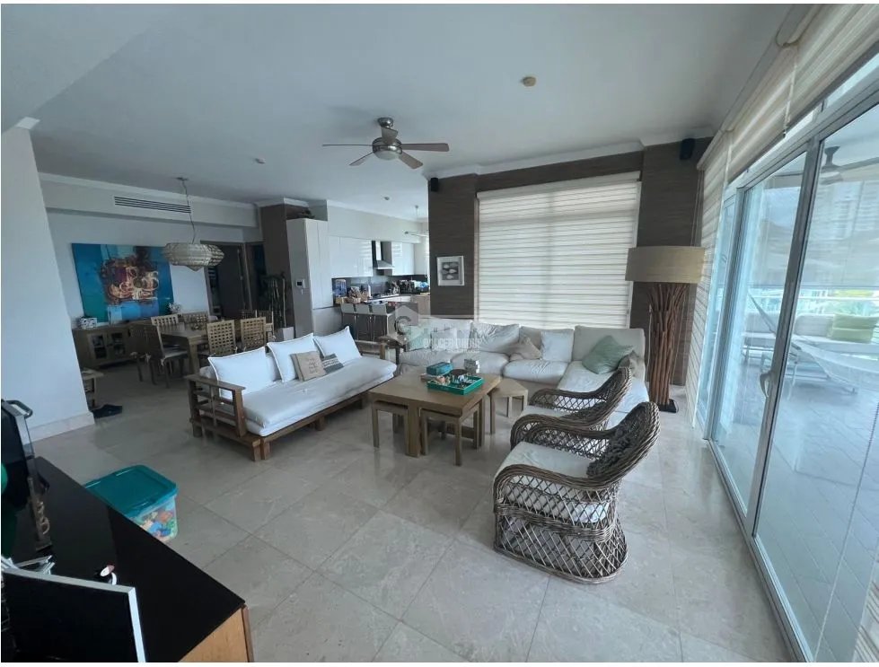 SE VENDE CASA EN RIO HATO BIJAO BEACH CLUB RESIDENCES 280M