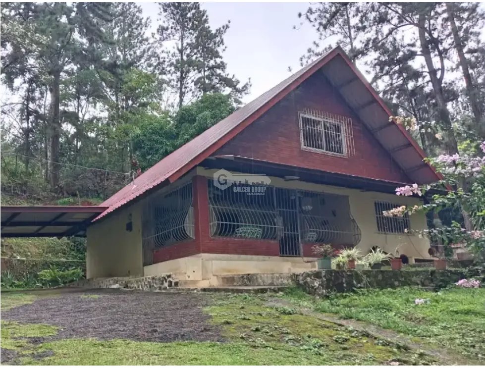 SE VENDE TERRENO CON CASA CERRO AZUL NEVADOS DE CERRO AZUL 4671M