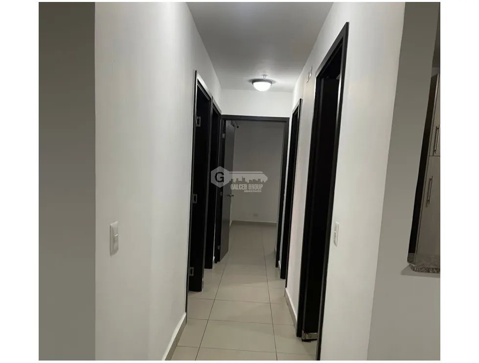 SE VENDE APARTAMENTO EN EL CRISOL PH ALTATERRA CON BALCON