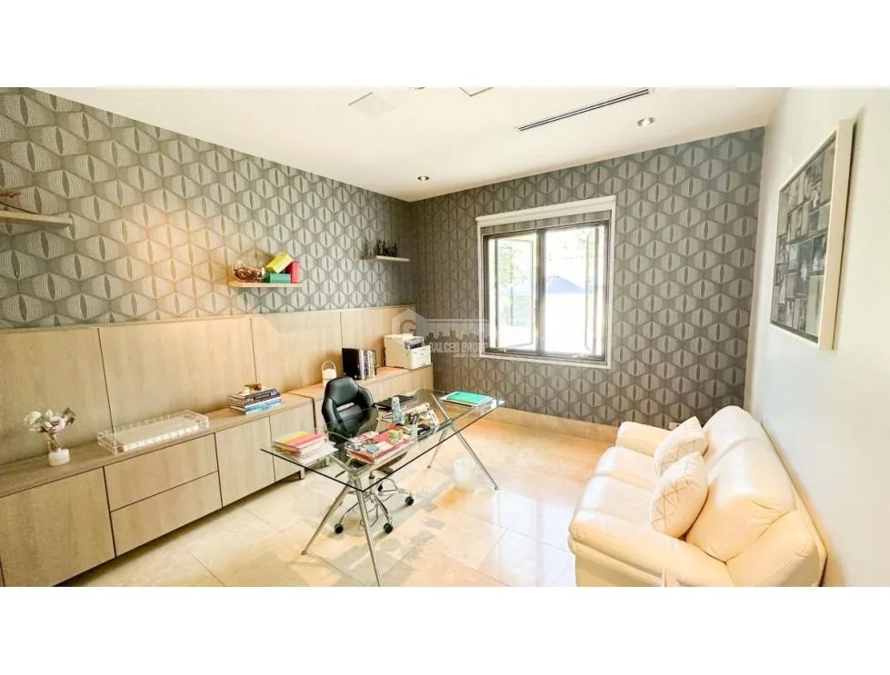 SE VENDE CASA EN SANTA MARIA FAIRWAY ESTATE CASA DE LUJO AMOBLADA 800M
