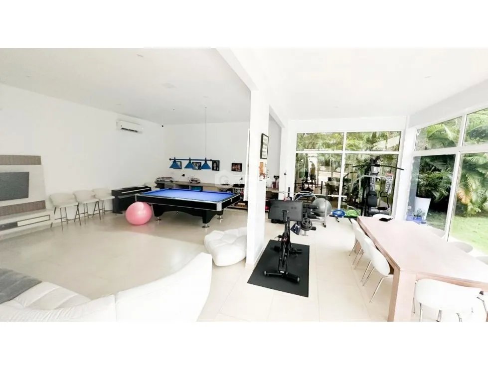 Single Family House for sale in Costa Sur