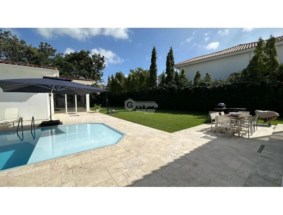 SANTA MARIA FAIRWAY ESTATE CASA DE LUJO AMOBLADA 800M