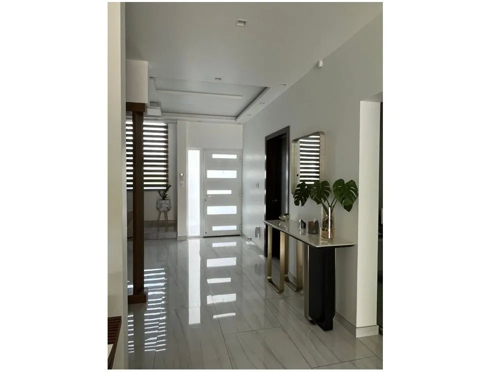 SE VENDE CASA EN ALTOS DE PANAMA  HORIZONTES II 600M 4 HABITACIONES