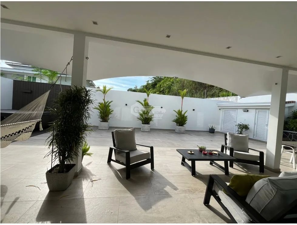 SE VENDE CASA EN ALTOS DE PANAMA  HORIZONTES II 600M 4 HABITACIONES