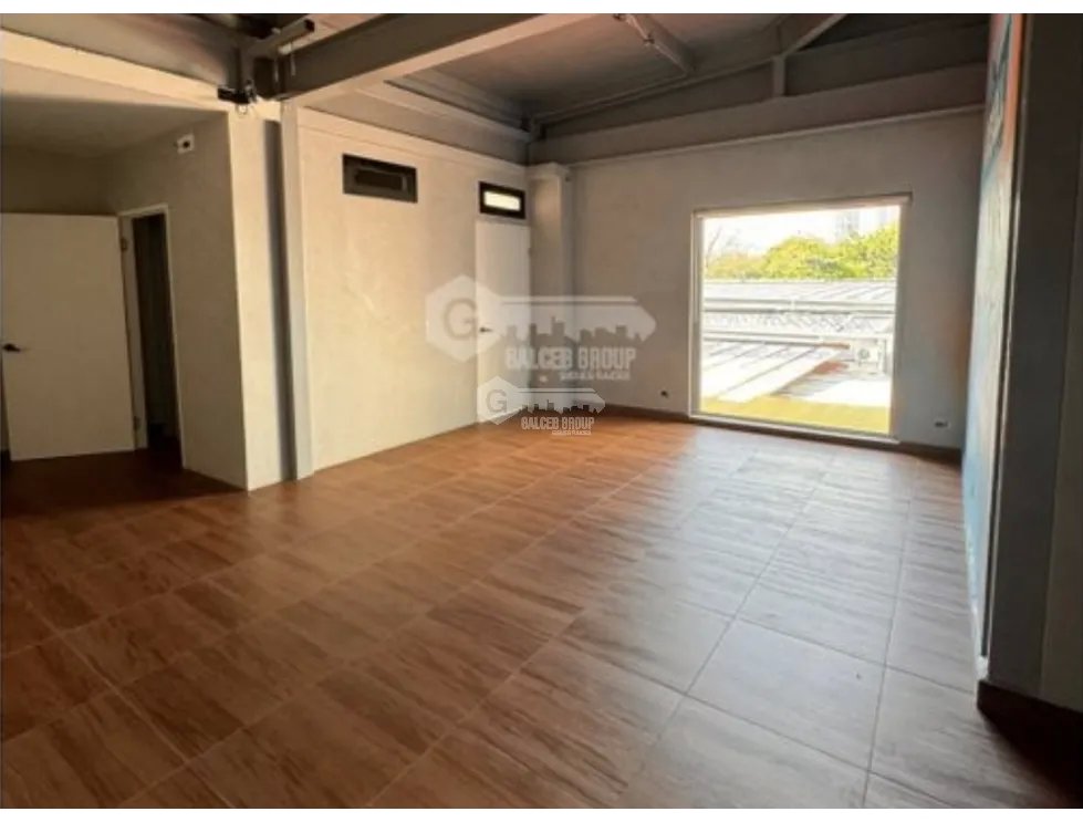 SE ALQUILA LOCAL CON TERRAZA SAN FRANCISCO 170M PLAZA CORNER 68