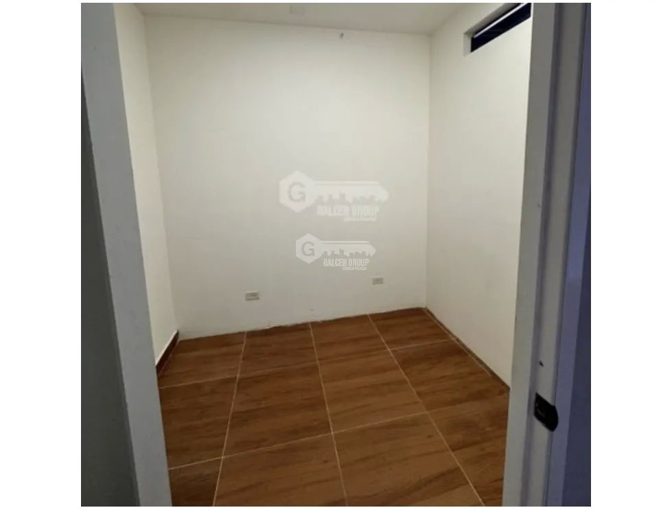 SE ALQUILA LOCAL CON TERRAZA SAN FRANCISCO 170M PLAZA CORNER 68