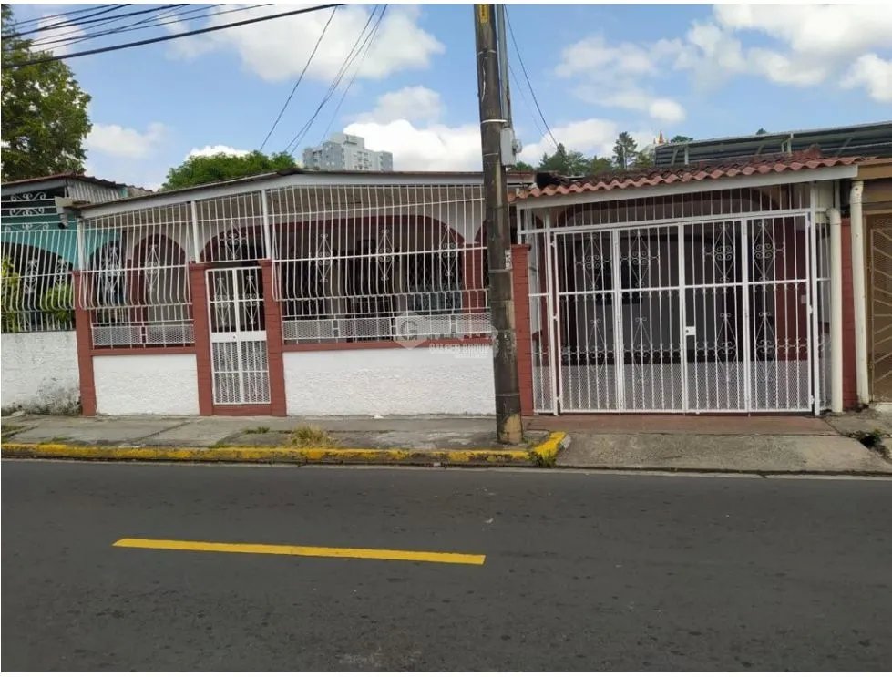 Single Family House for sale in Tumba Muerto