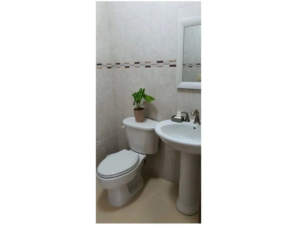 SE VENDE CASA CORONADO BOULEVARD 4 HABITACION 1000M AMOBLADA PISCINA