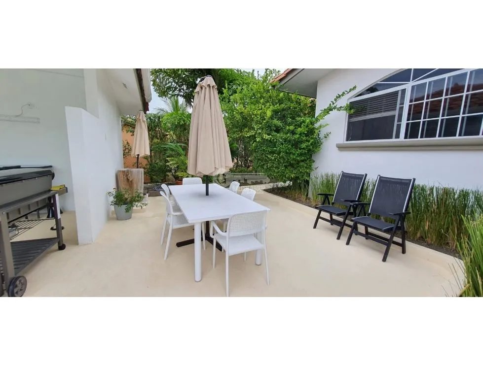 Single Family House for sale in Coronado