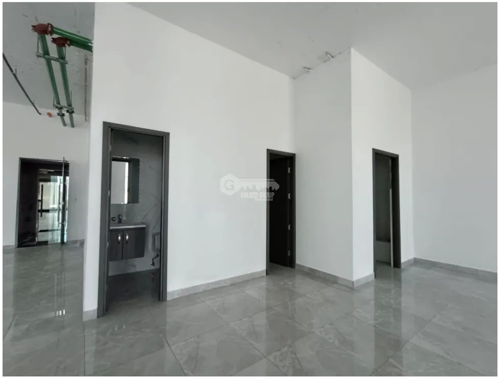 ALQUILER DE OFICINA EN CALLE 50 REVOLUTION F&F TOWER TORNILLO DE 400M