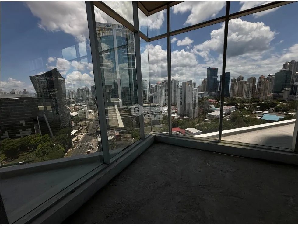 CALLE 50 / REVOLUTION F&F TOWER TORNILLO / TERRAZA / 1,122M