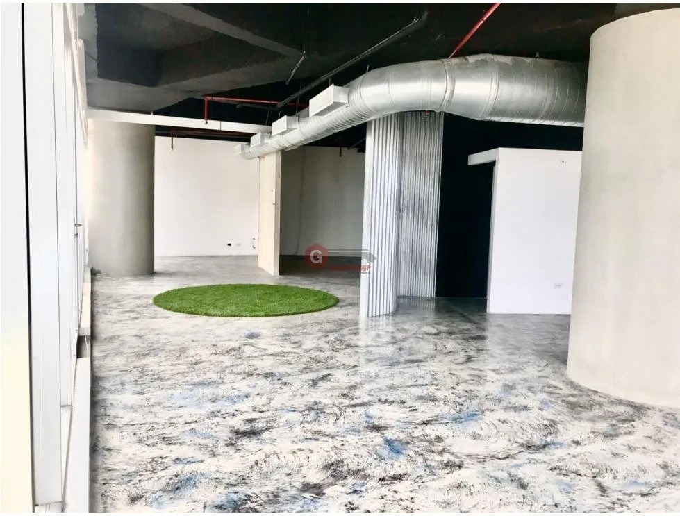 TORNILLO / CALLE 50 / REVOLUTION F&F TOWER / 156M / AIRE CENTRAL