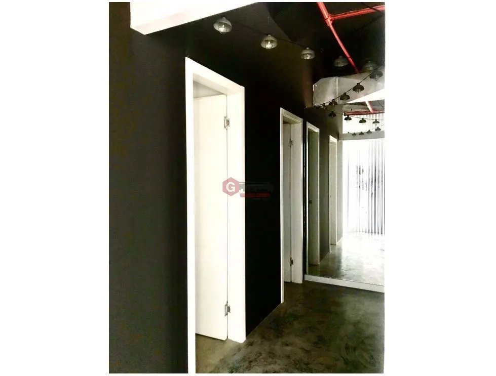 TORNILLO / CALLE 50 / REVOLUTION F&F TOWER / 156M / AIRE CENTRAL