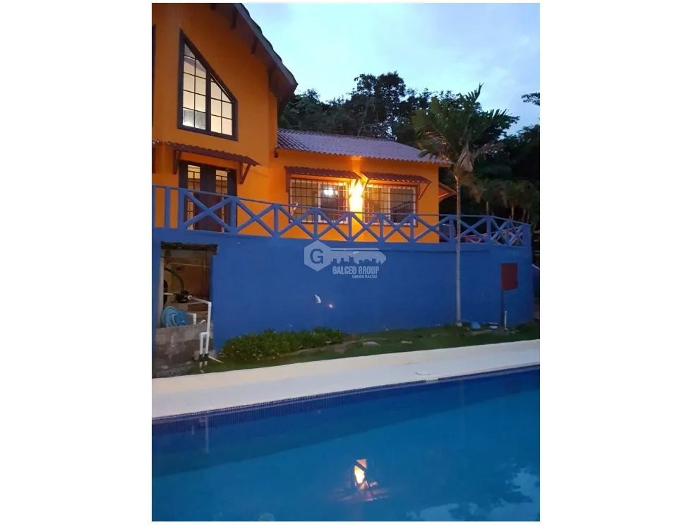 CHAME / LÍBANO / 142727M / SOBRE LA VIA PRINCIPAL / TRES CASAS / AG