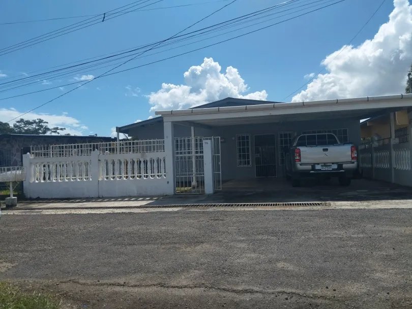 Se vende casa en El Coco, Penonomé, Coclé.
