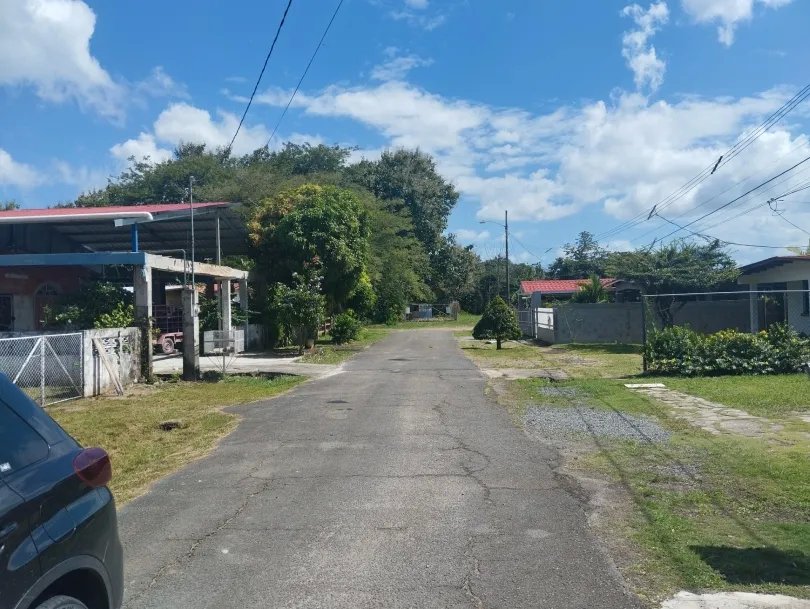 Se vende casa en El Coco, Penonomé, Coclé.