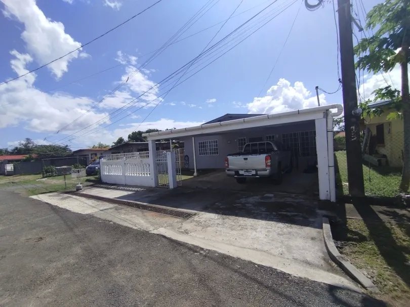 Se vende casa en El Coco, Penonomé, Coclé.