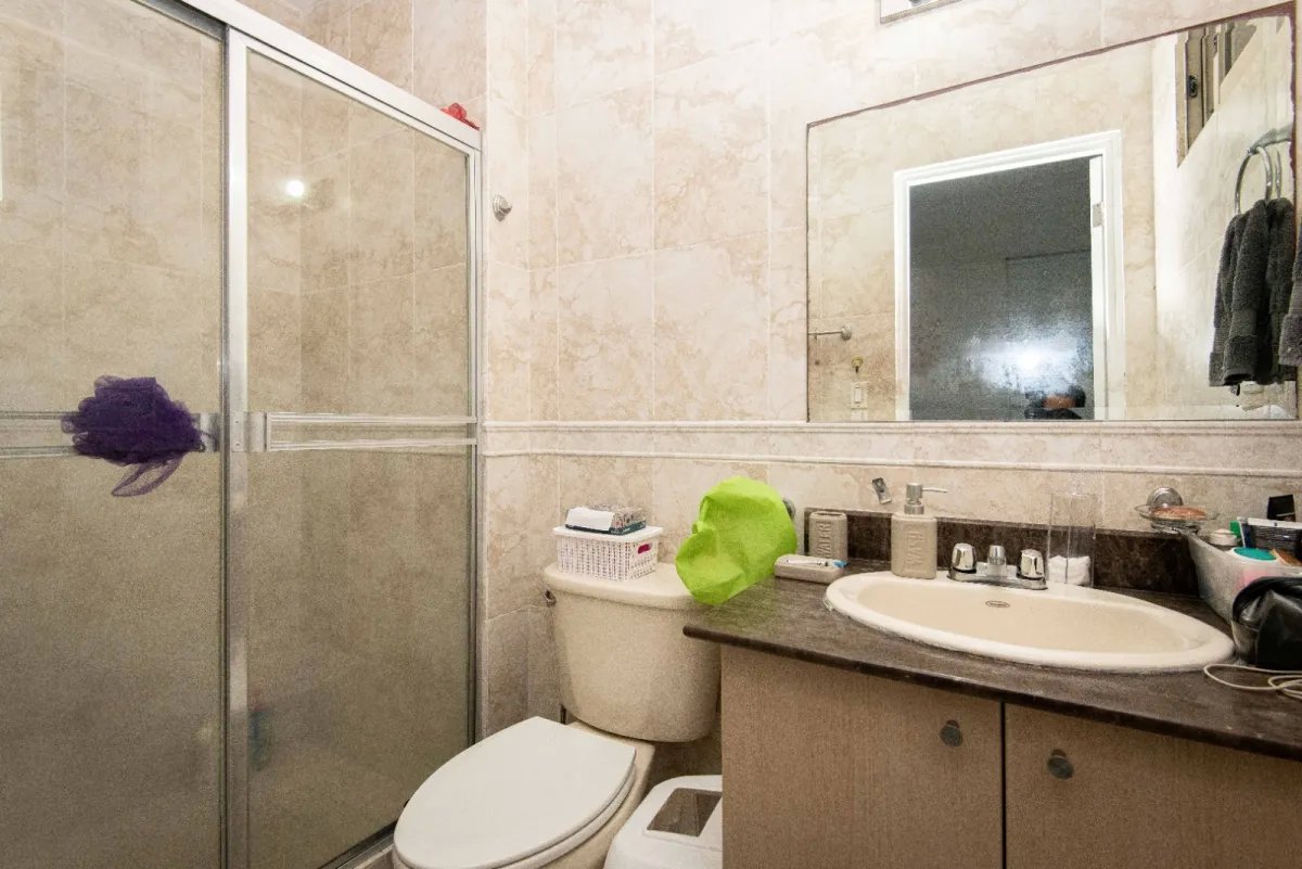 Se vende apartamento amoblado en el PH San Francisco Bay