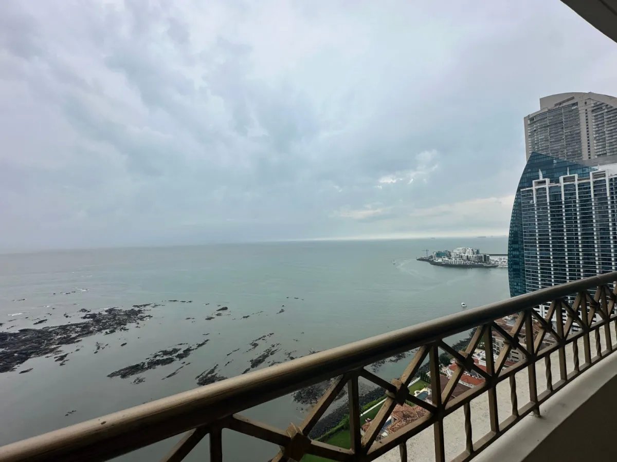 Venta apartamento PH Pacific Point