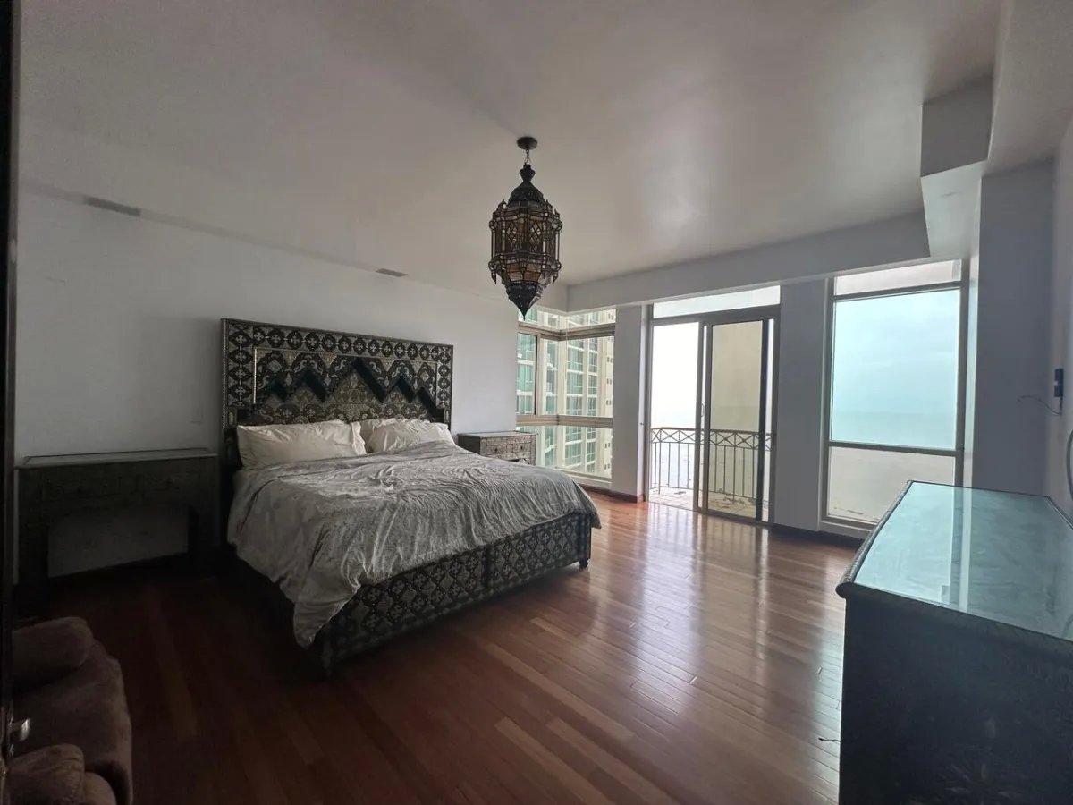 Venta apartamento PH Pacific Point
