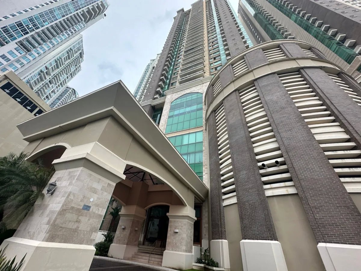 Venta apartamento PH Pacific Point