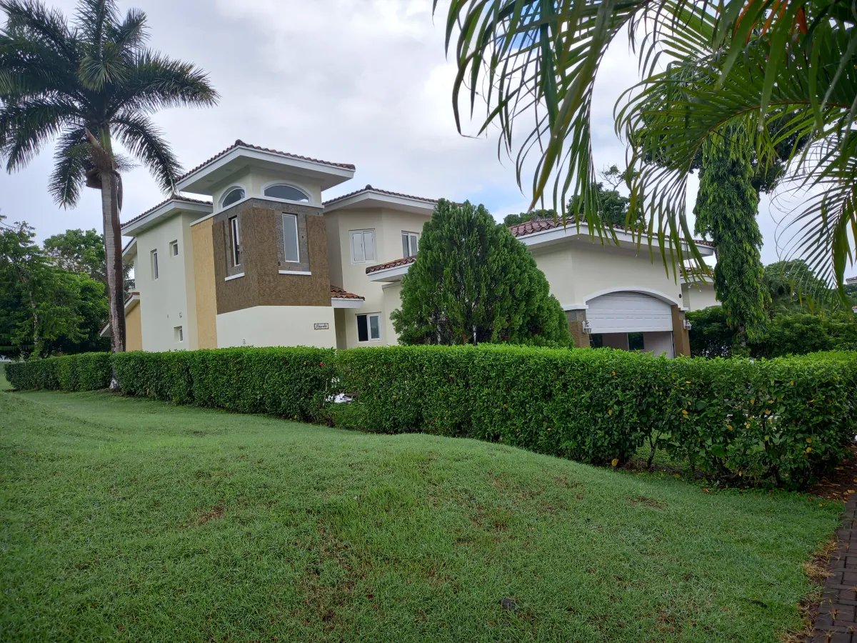 Adult Community For Sale in cocolí