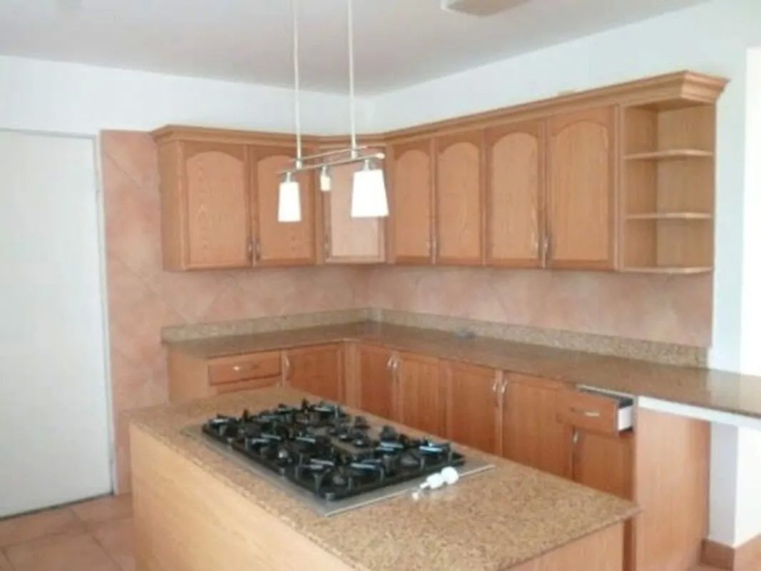 Venta de Casa con Terreno en Coloncito, Chame