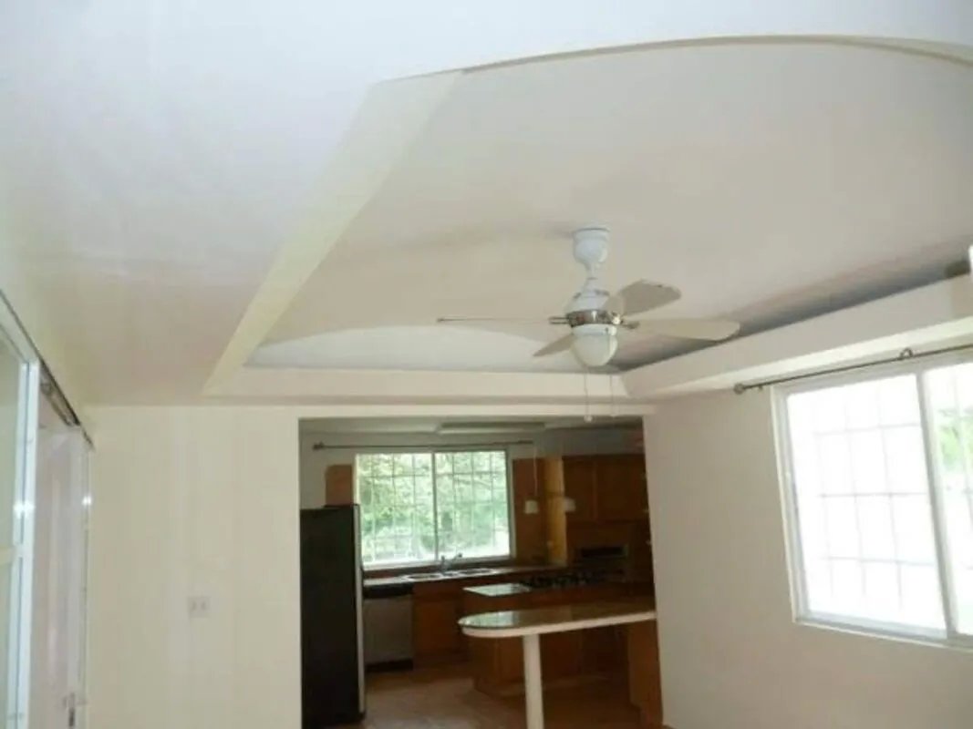 Venta de Casa con Terreno en Coloncito, Chame