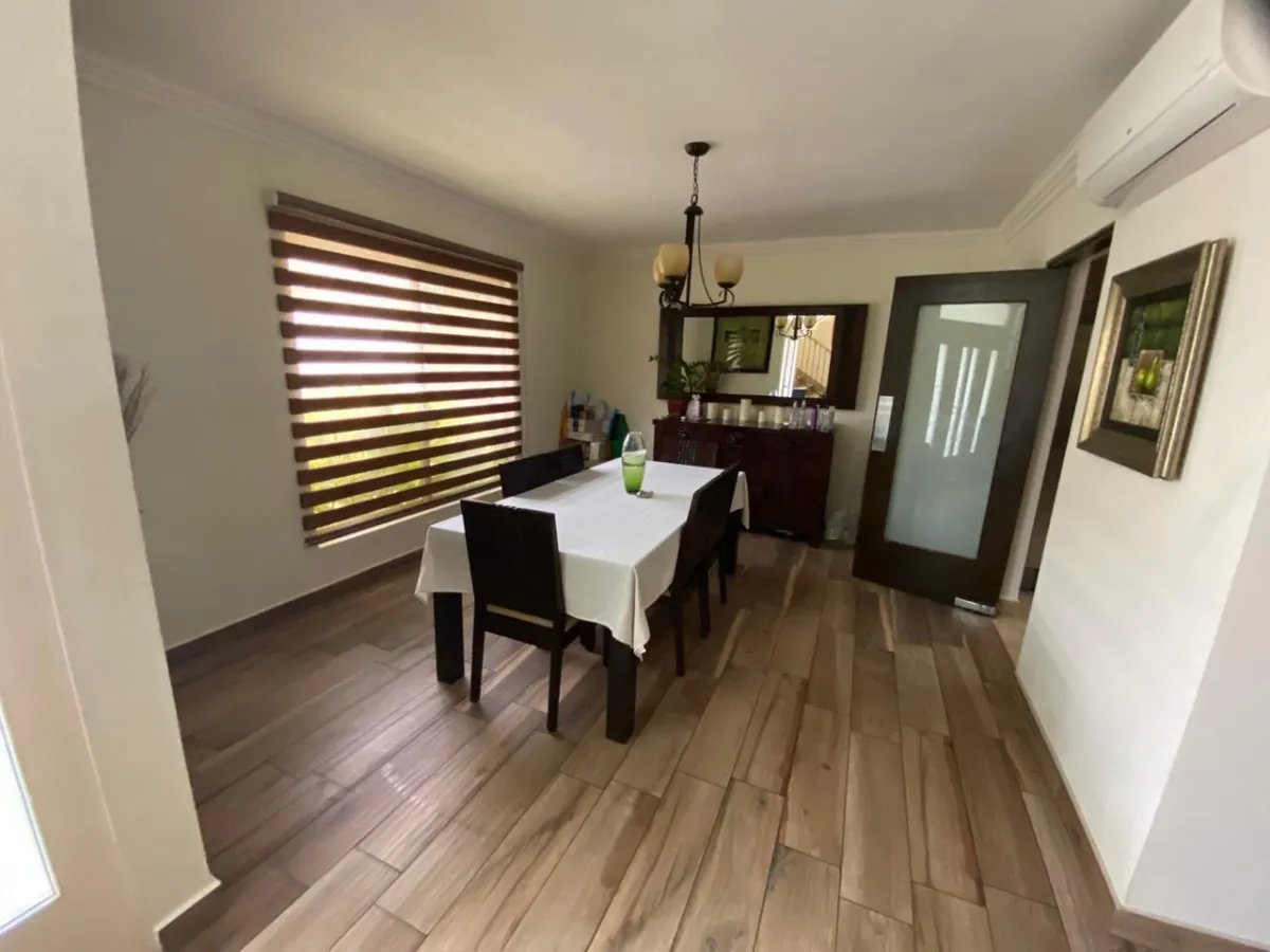 Venta o alquiler de casa en Clayton