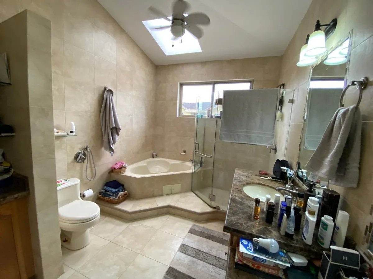 Venta o alquiler de casa en Clayton