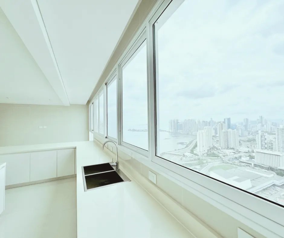 Apartment For Sale in coco del mar