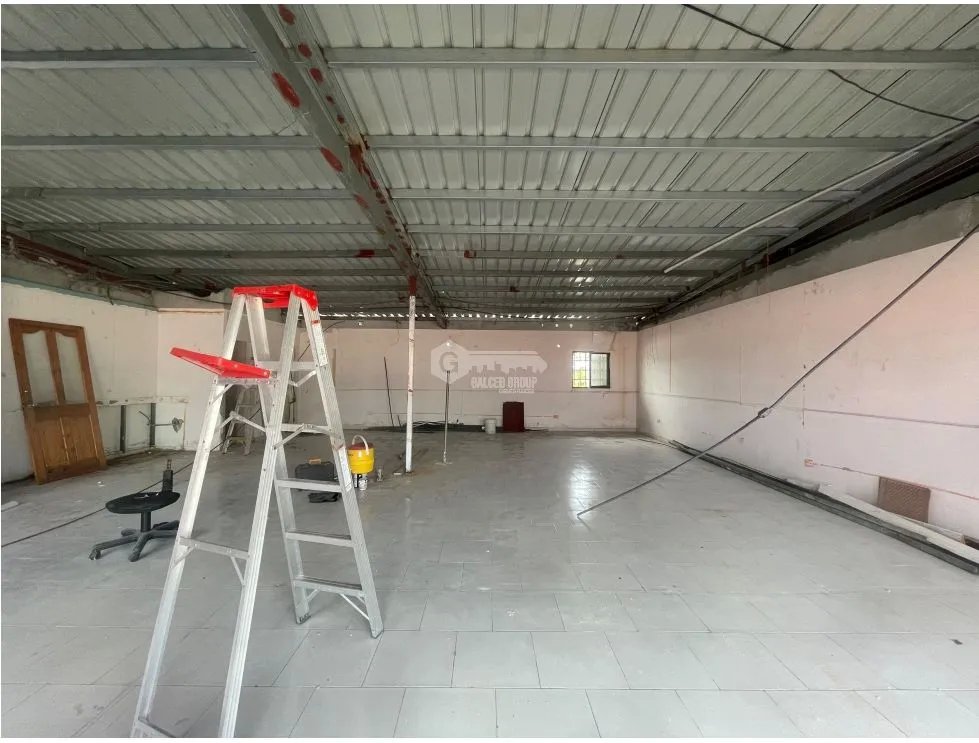 SE ALQUILA LOCAL COMERCIAL EN  VILLA ZAITA  120 M2 AMPLIO