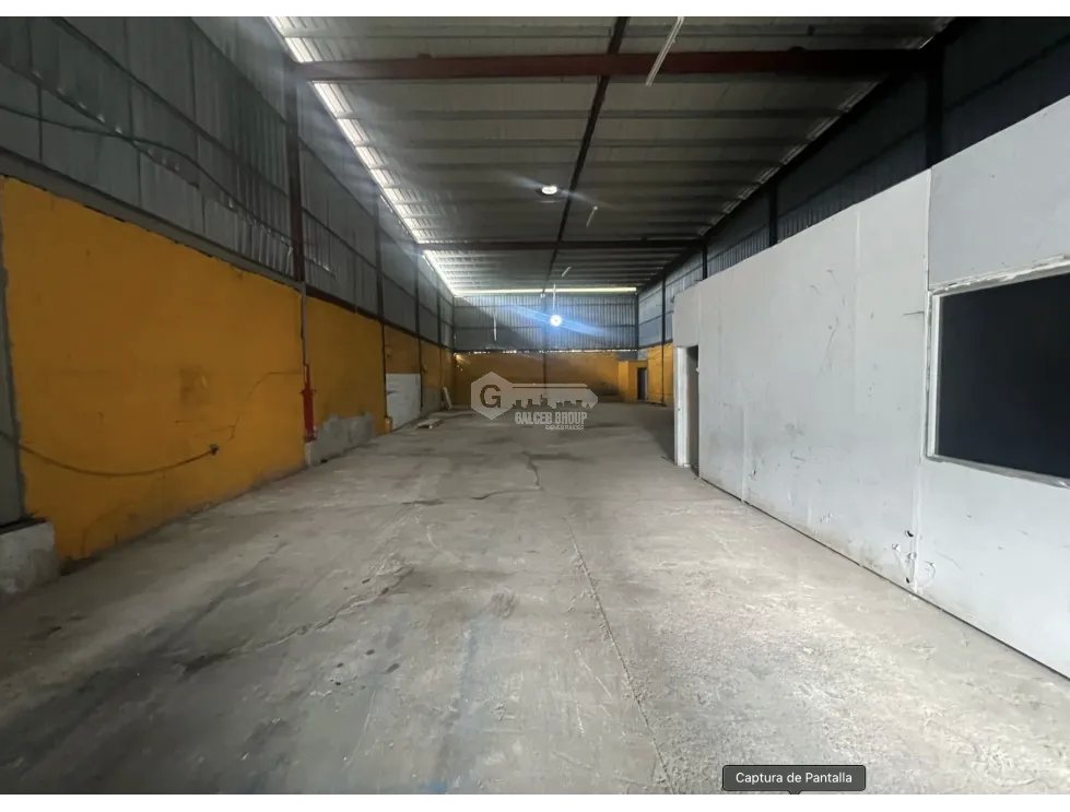 SE VENDE GALERA COMERCIAL EN PARQUE INDUSTRIAL MAÑANITAS 350M OFICINA